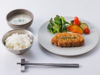春野菜の石焼ビビンバ＆コングクスランチ